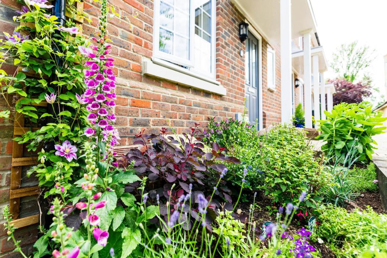 Riverside Stays, Modern House Stays, Shefford, Bedfordshire Экстерьер фото