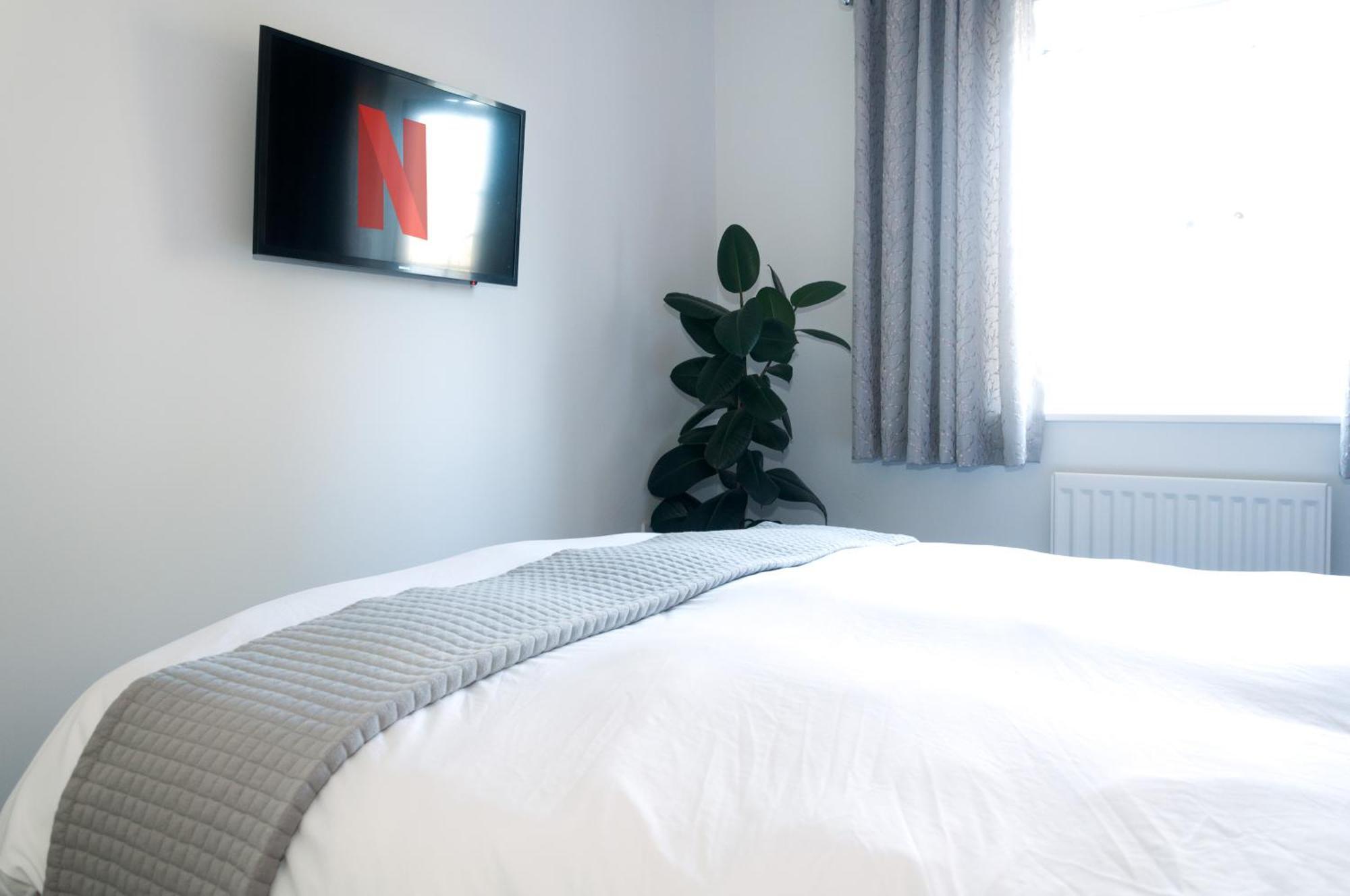 Riverside Stays, Modern House Stays, Shefford, Bedfordshire Экстерьер фото